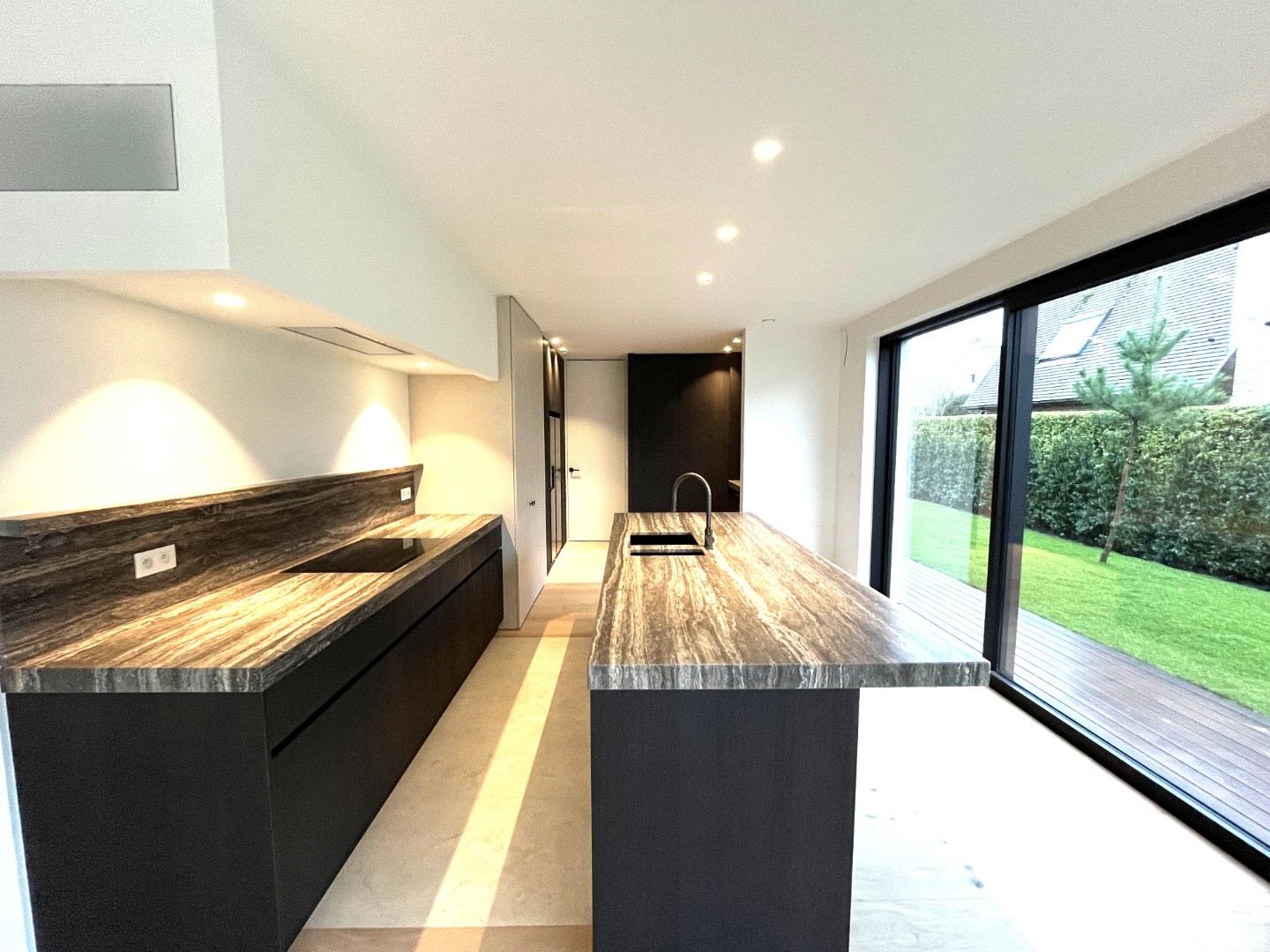 EXCLUSIEVE NIEUWBOUWVILLA op wandelafstand van het centrum van Knokke - HIGH END afwerking! - foto 4