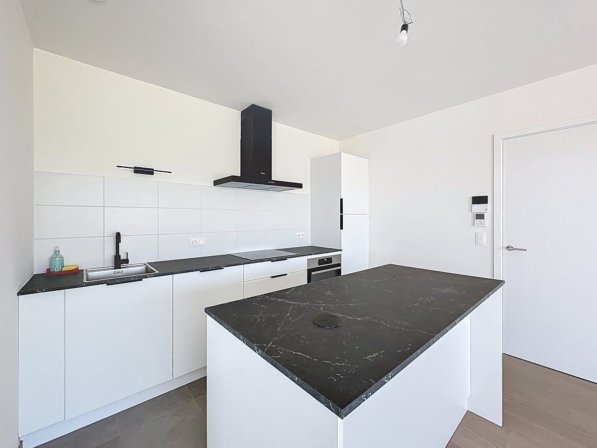 BEN apartment with 2 bedrooms and 2 bathrooms for rent in Wilrijk - photo 2