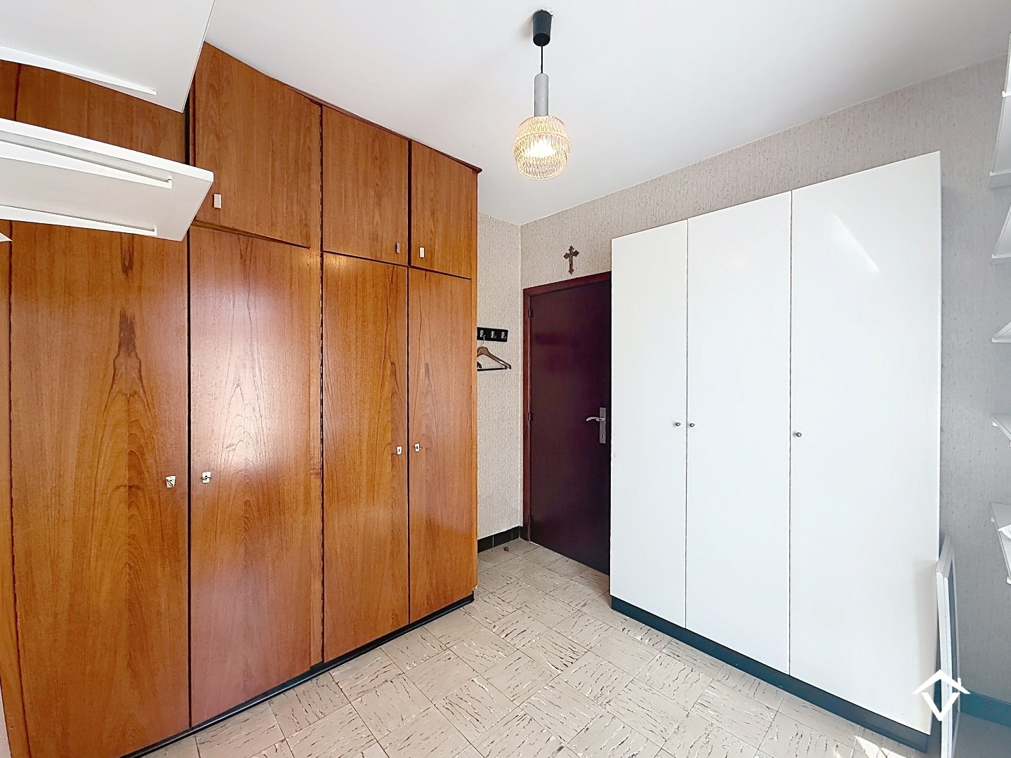 Gezinswoning met polyvalente ruimte, vijf slaapkamers en inpandige garage te Koekelare - foto 5