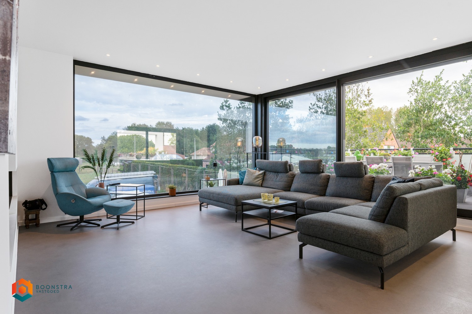 Exclusieve moderne villa met handelsruimte te Schriek - foto 2