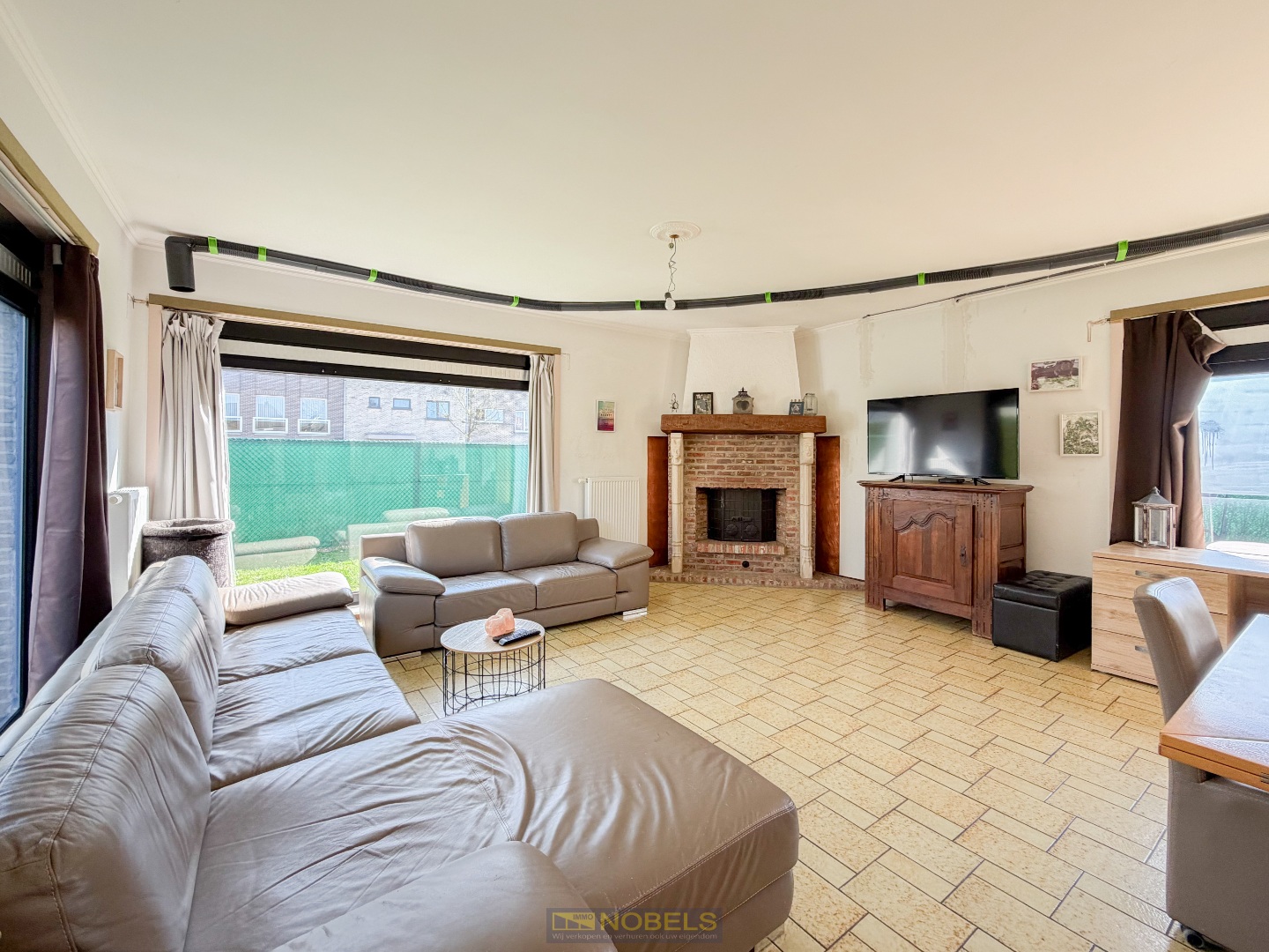 Te koop, Ruime bungalow met 3 slaapkamers op gegeerde ligging te Mariakerke! - photo 4