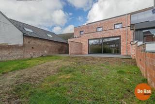 BEZOEKDAG ZONDAG 31/05 VAN 10U TOT 12U (enkel op afspraak!)LEDE - Bent u op zoek naar een moderne, stijlvolle en energiezuinige woning op een uiterst...