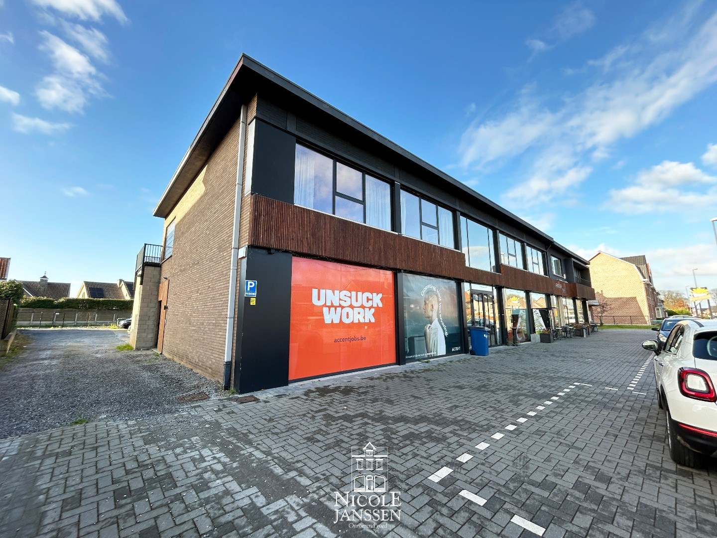Commercial for rent in Maaseik