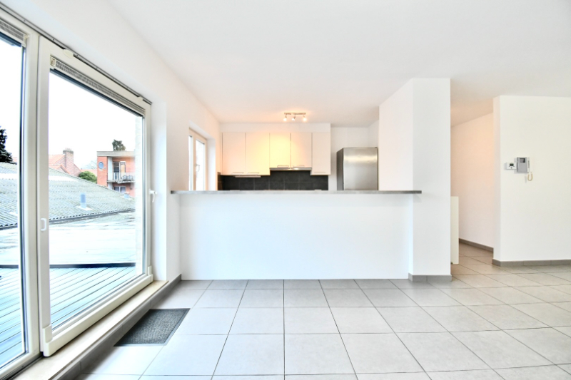 Volledig gerenoveerd appartement met 2 slaapkamers nabij centrum Hamme - foto 3