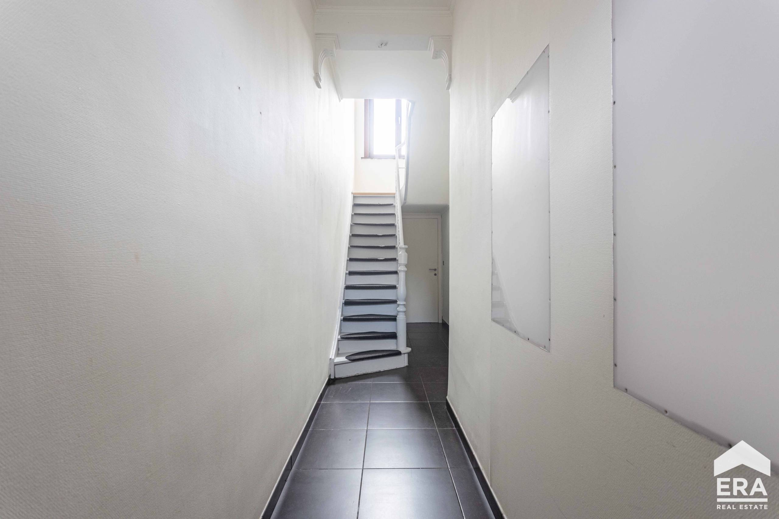 Karaktervolle herenwoning met 4 slpks, 2 terrassen en tuin - foto 4