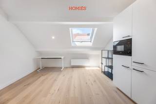 **LAATSTE 2 KAMERS BESCHIKBAAR!!**Verkoop onder registratierechten** Residentie DST is een volledig vernieuwde studentenresidentie bestaande uit...