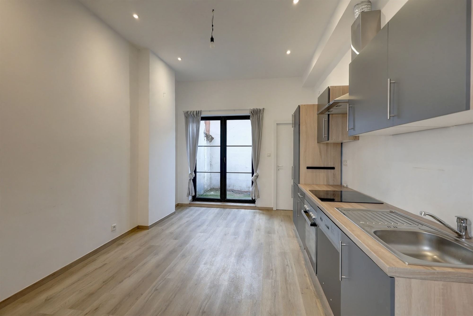 Maison - photo 3