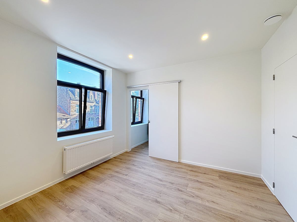 Prachtig gerenoveerde woning in hartje Brugge met modern wooncomfort - foto 5