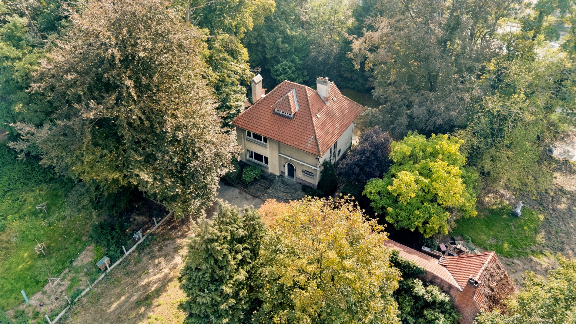 Authentieke villa met karakter en potentieel – Oude Heerweg 105, Lokeren - foto 1