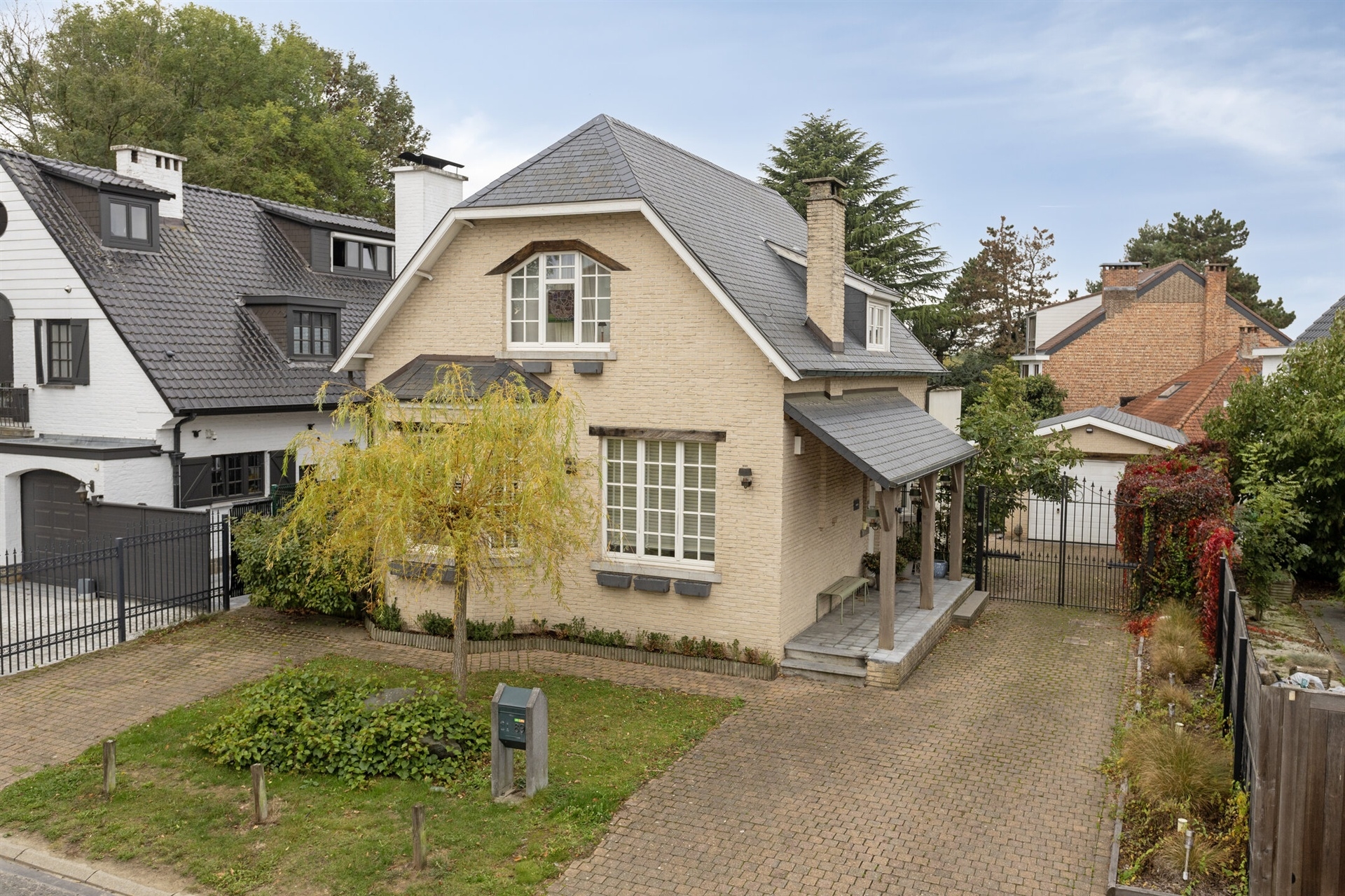 Prachtige woning in het hartje van Wemmel - foto 1