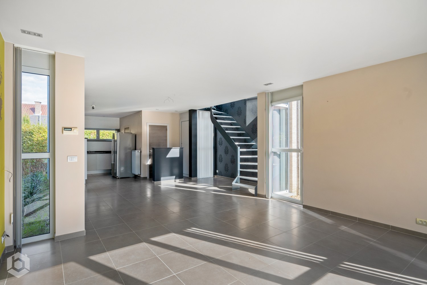 Instapklare woning met 2 slpkrs en ruime tuin te Beerzel - foto 4