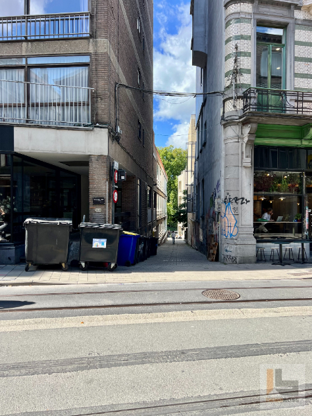 Ruime autostaanplaats in Zoutstraat (zijstraat Nederkouter)! - photo 3