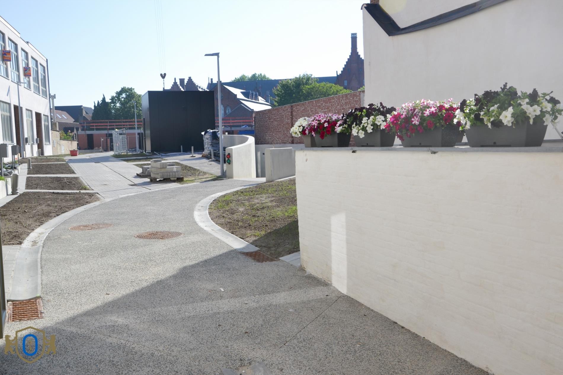 Garagebox G15 Theresianenhof Brugge centrum - foto 4