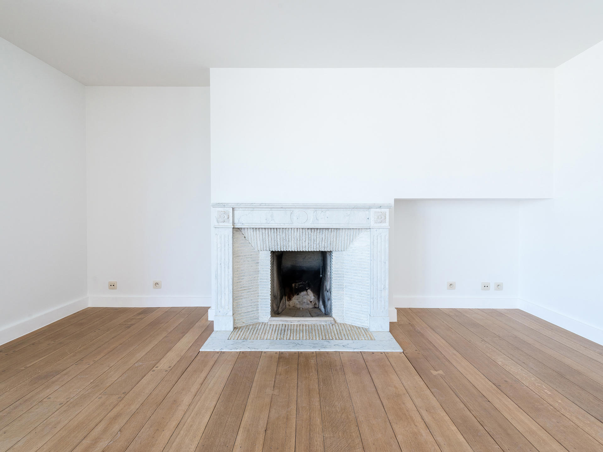 Appartement à louer à Bruxelles avec 4 chambres - photo 2