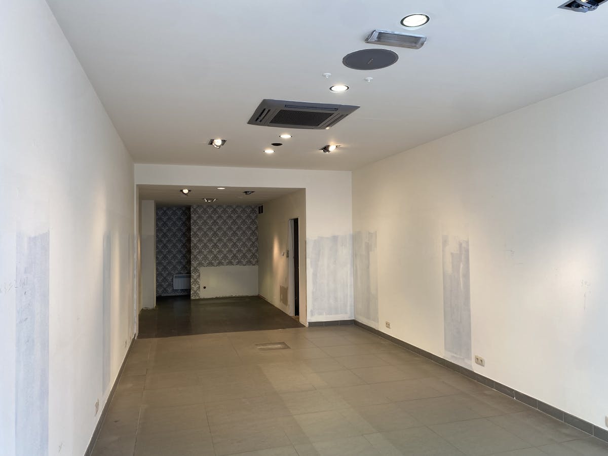 Handelseigendom in de topwinkelstraat van Roeselare - foto 5