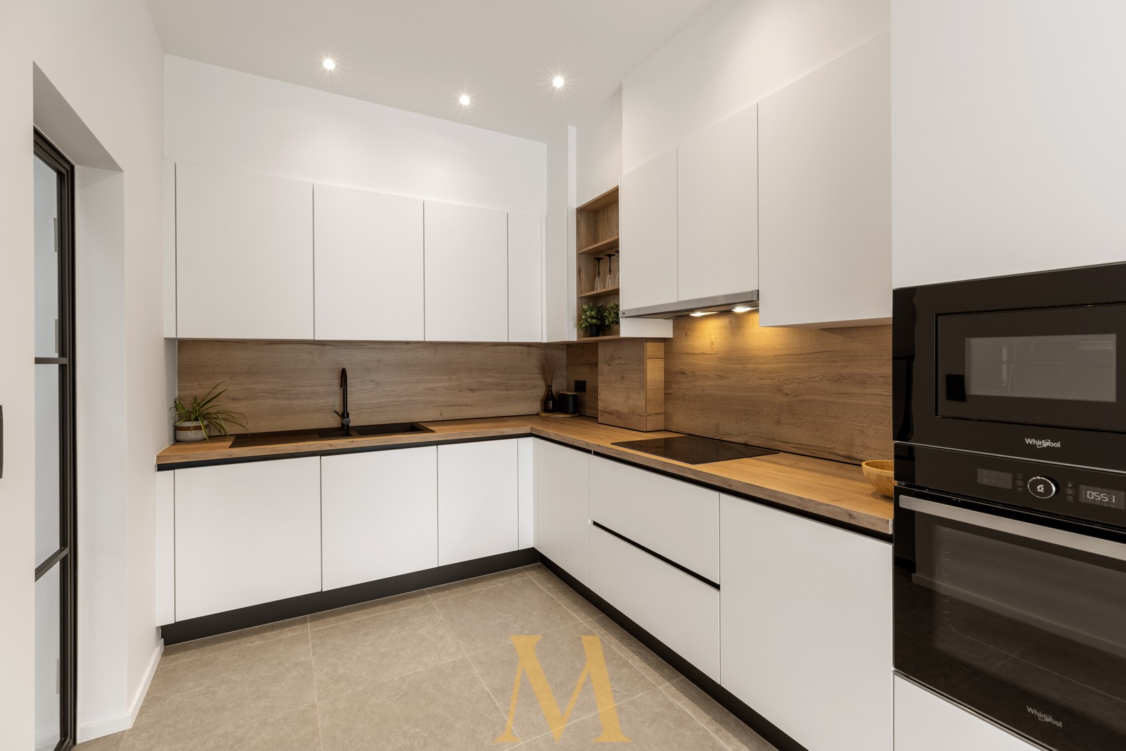 Recent gerenoveerde woning met tuin op toplocatie nabij het centrum van Kortrijk - foto 4