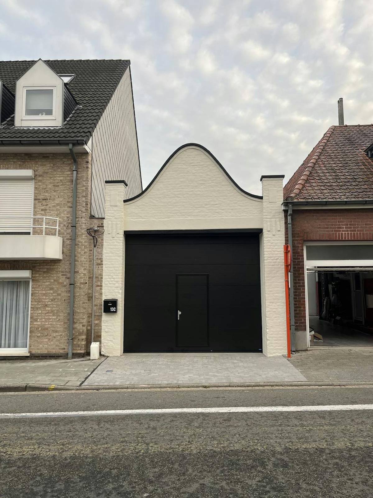Magazijn in het centrum van Zwevezele. - foto 2