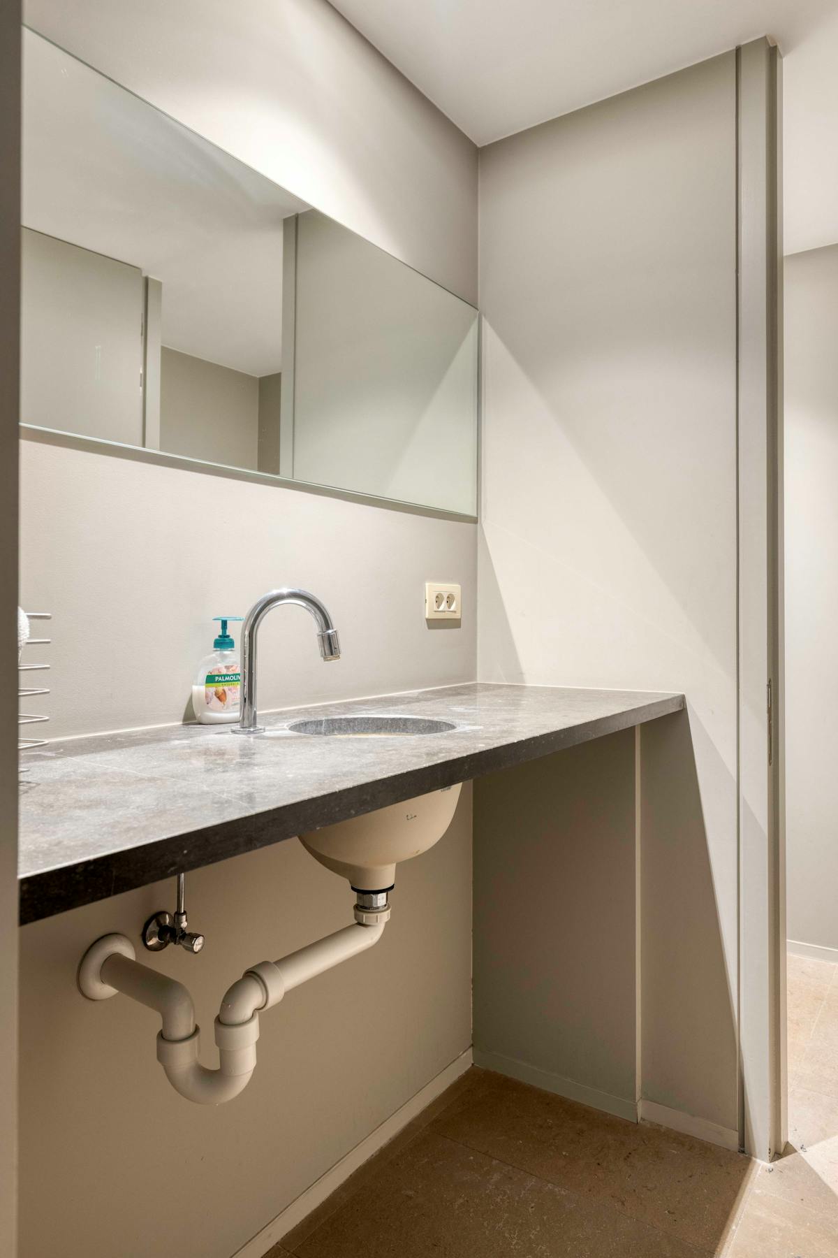 Handelspand (500 m²) op toplocatie in Oostkamp te huur - foto 5