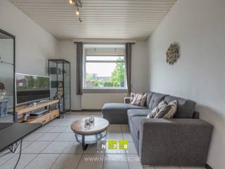CHARMANTE HALFVRIJSTAANDE WONING OP EEN PERCEEL VAN 7A88CA TE MAASMECHELEN (EISDEN)TROEVEN- Op een boogscheut van het centrum van Maasmechelen, de...
