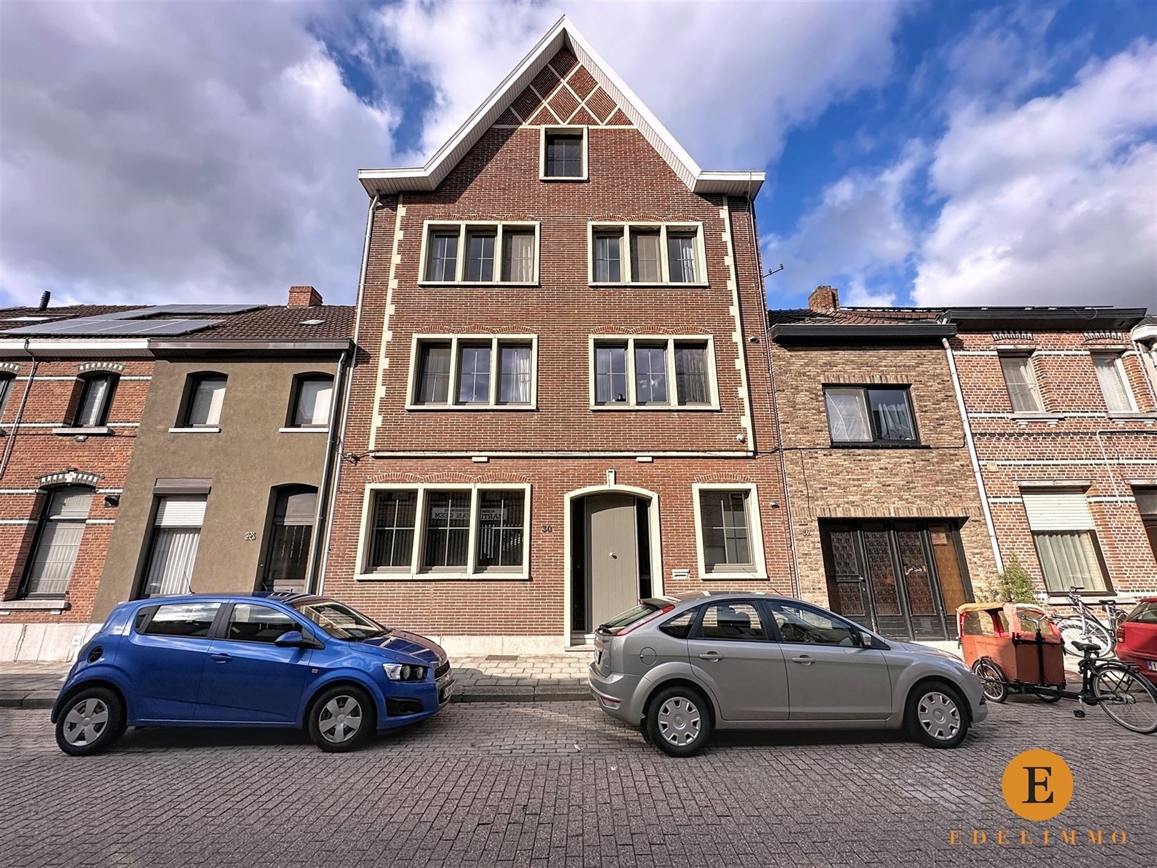 Maison à vendre à Saint-Nicolas avec 4 chambres - photo 2