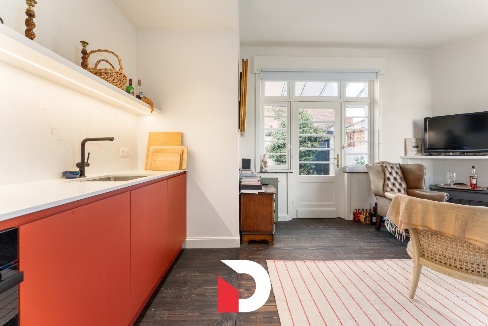 Karaktervolle ruime hoekwoning met garage in centrum Brugge - foto 4