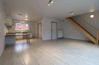 Deze knusse en recente woning bevindt zich in het centrum van de charmante gemeente Celles, net over de taalgrens.De woning biedt alle nodige...