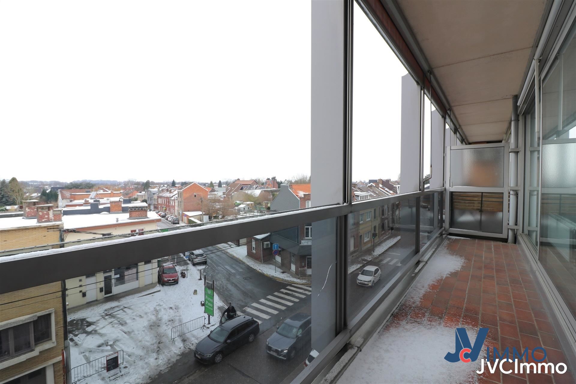 Apartment - photo 4