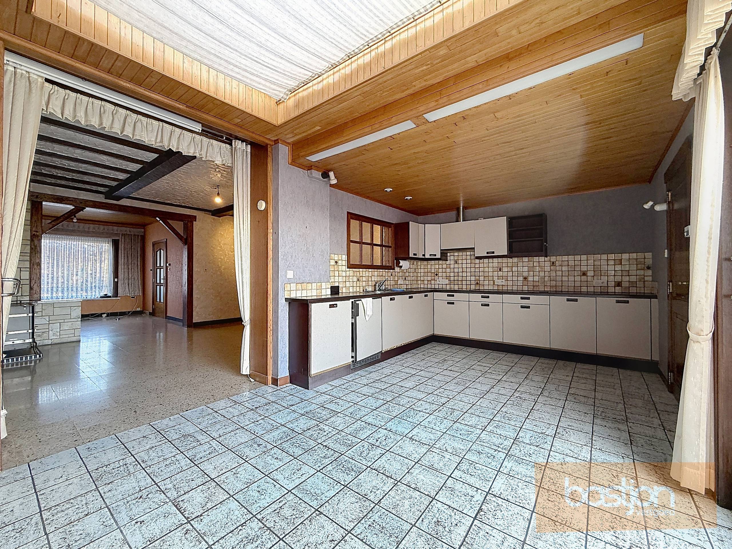 Te renoveren woning met goede ligging - foto 5