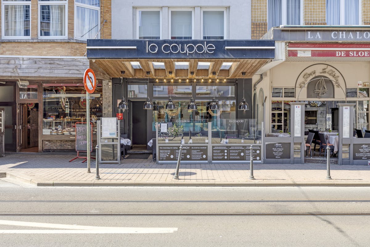 Commercial property with apartment and studio in De Panne - photo 4