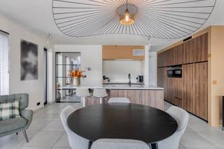 Découvrez cette construction neuve récente de 2023, située à Oordegem dans une zone résidentielle à caractère rural, où calme et espaces ouverts...