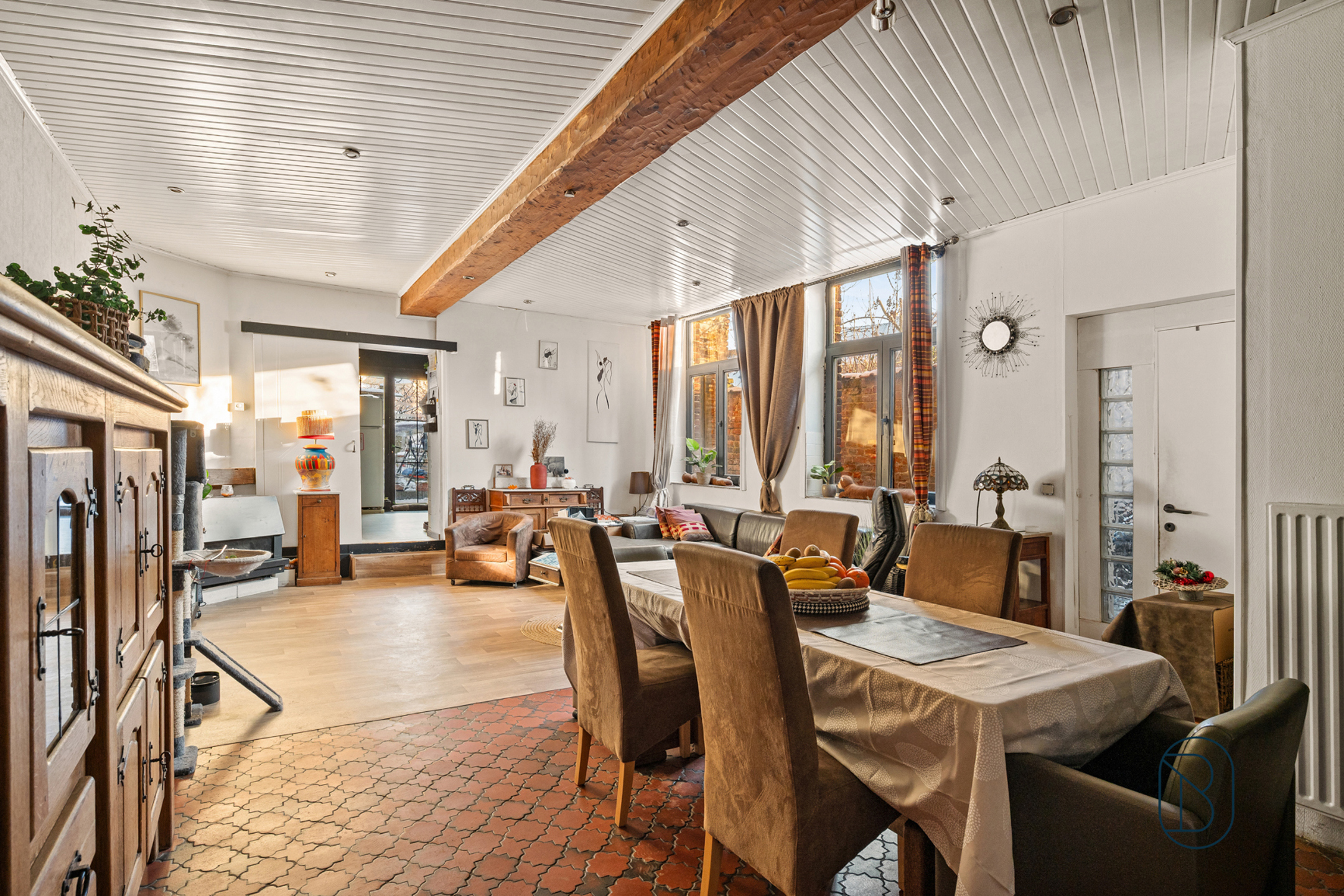 Grote karakterwoning met 5 slaapkamers en dakappartement. - foto 4