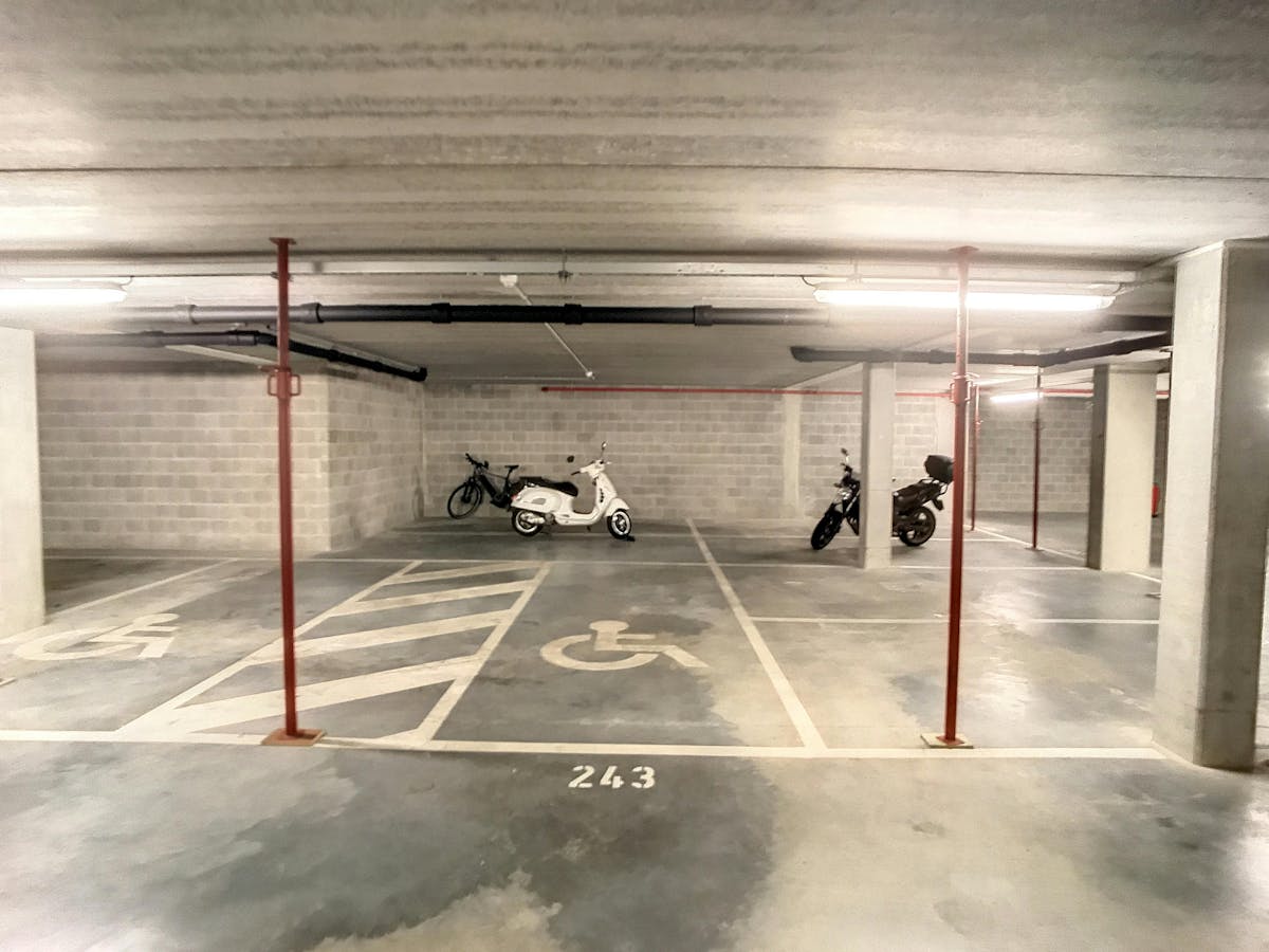 Underground parking space for rent - photo 3
