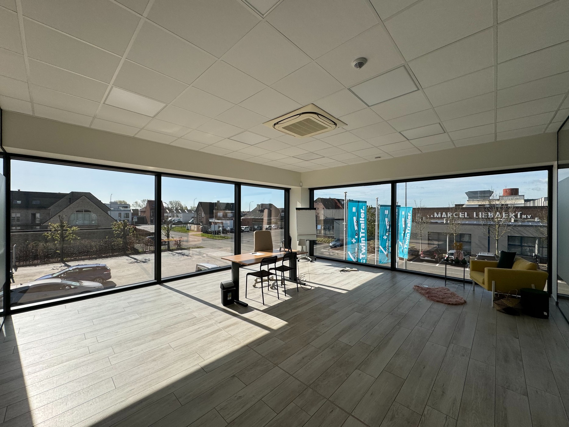 Nieuwbouw kantoorruimte (195m²) te IZ De Tonne - photo 4