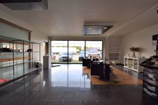 OPGELET: om dit pand te huren of bezichtigen vragen wij steeds eerst een virtueel bezoek te brengen aan het pand. Ga hiervoor naar www.rosseel.be...