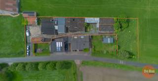 HOFSTADE - Charmante gelegen woning met bijgebouwenEERSTE BEZOEKDAG ZATERDAG 06/06 VAN 9U TOT 12U (enkel op afspraak!)In een bijzonder rustige en...