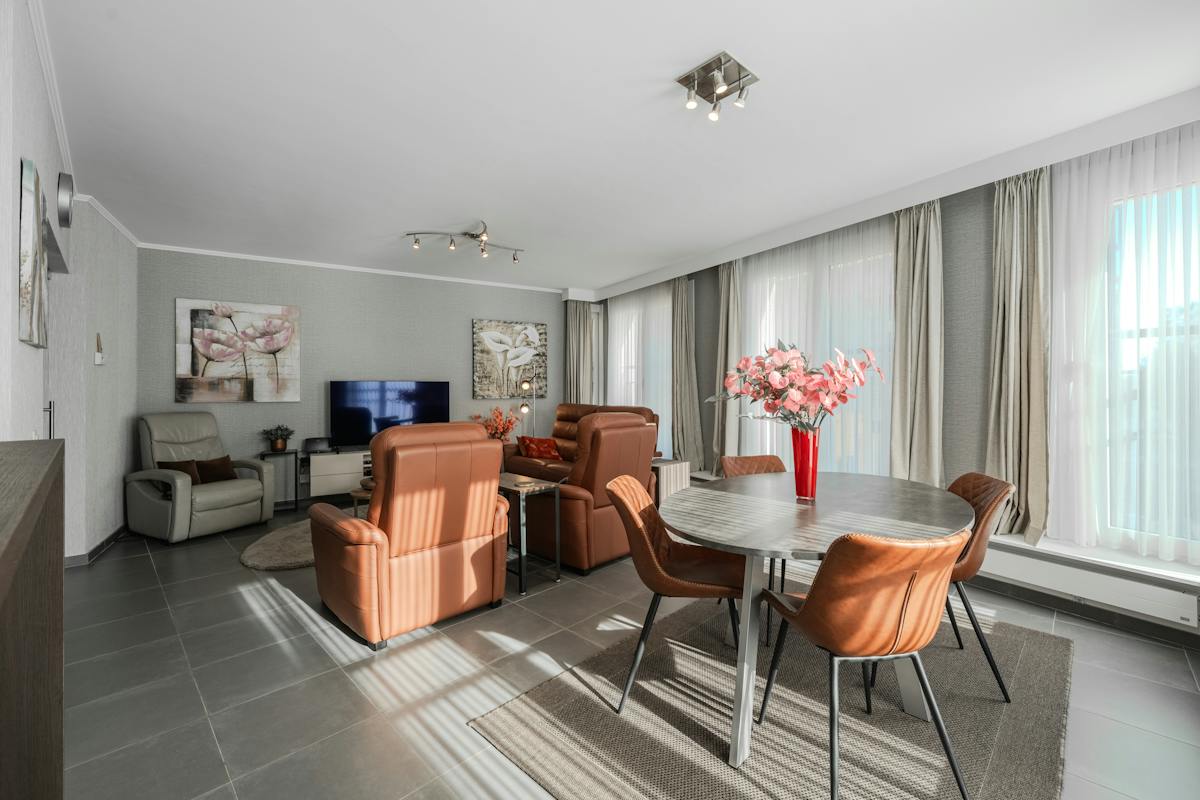 Appartement te koop vlakbij de zeedijk te centrum Oostende - foto 4