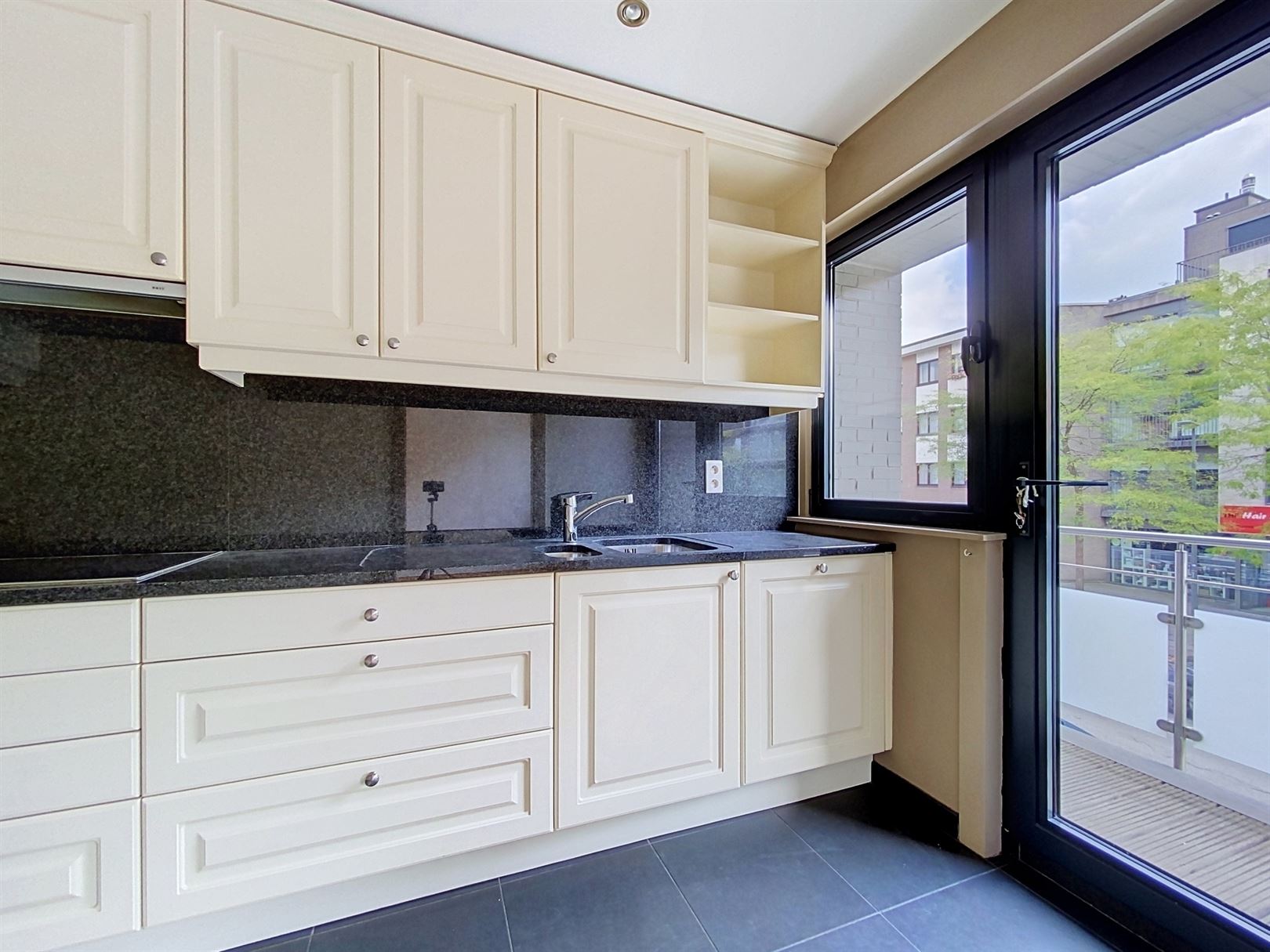 instapklaar appartement in centrum Brasschaat - foto 4