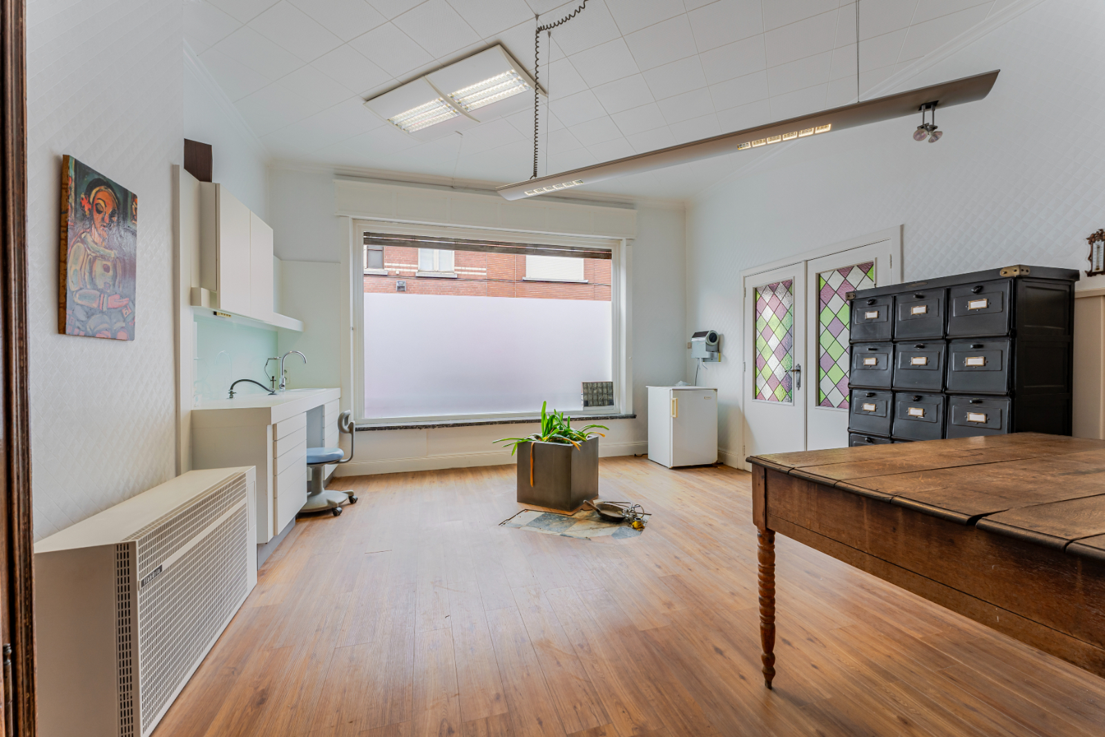 Statige woning met voormalige tandartspraktijk – centrum Ardooie! - foto 4