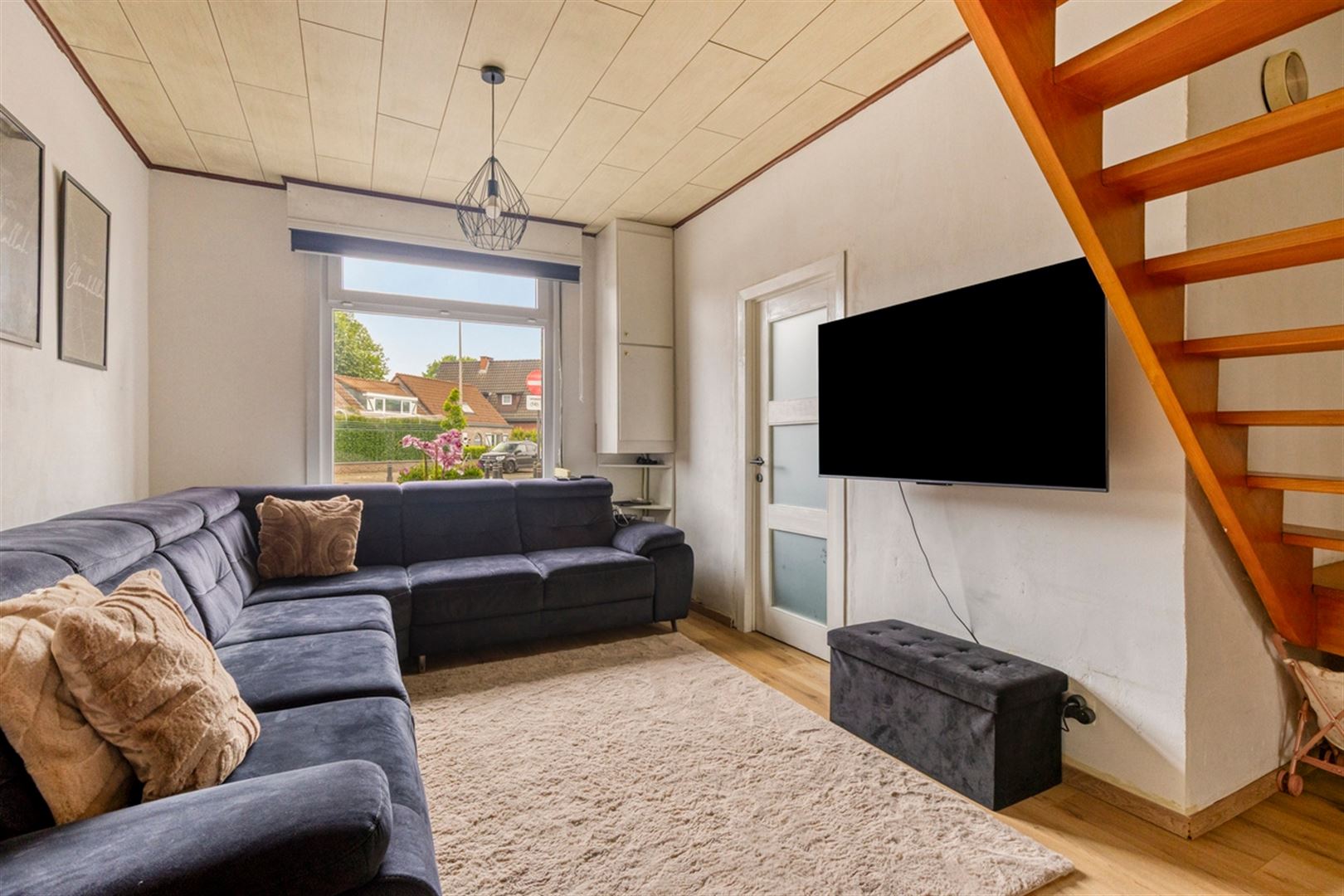 Instapklare rijwoning op 230 m² met 3 slaapkamers, 2 badkamers en grote garage. - foto 4