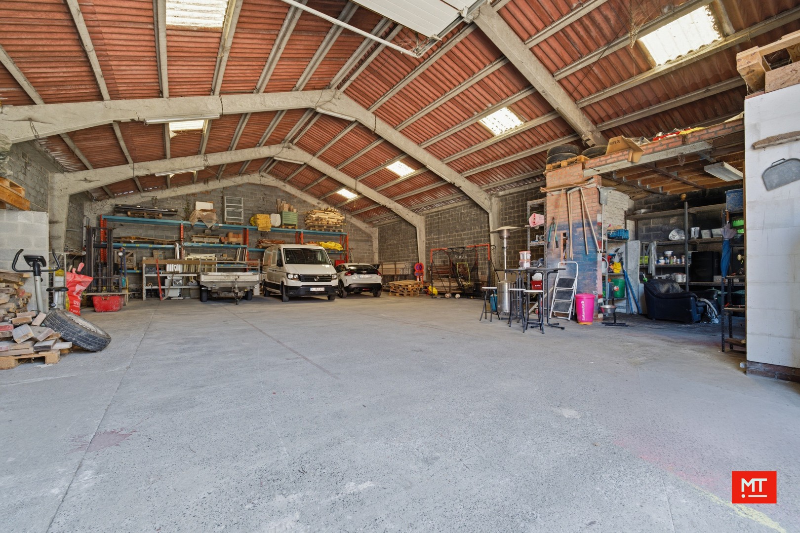 Ruime, instapklare woning met loods in het centrum van Wervik - foto 4