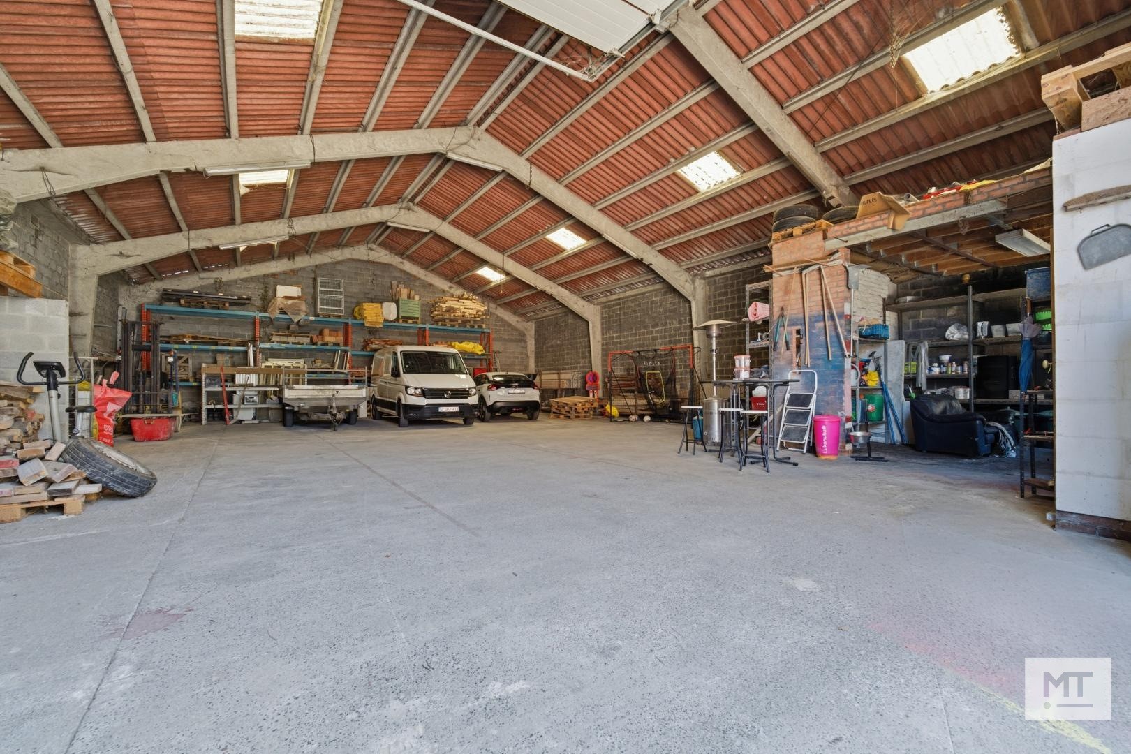 Ruime, instapklare woning met loods in het centrum van Wervik - foto 4