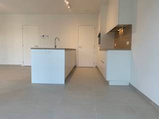 Modern en comfortabel wonen in een luxueus 2 slaapkamer appartement in het nieuwbouwproject Neerhof. Geniet van een centrale ligging, grote...