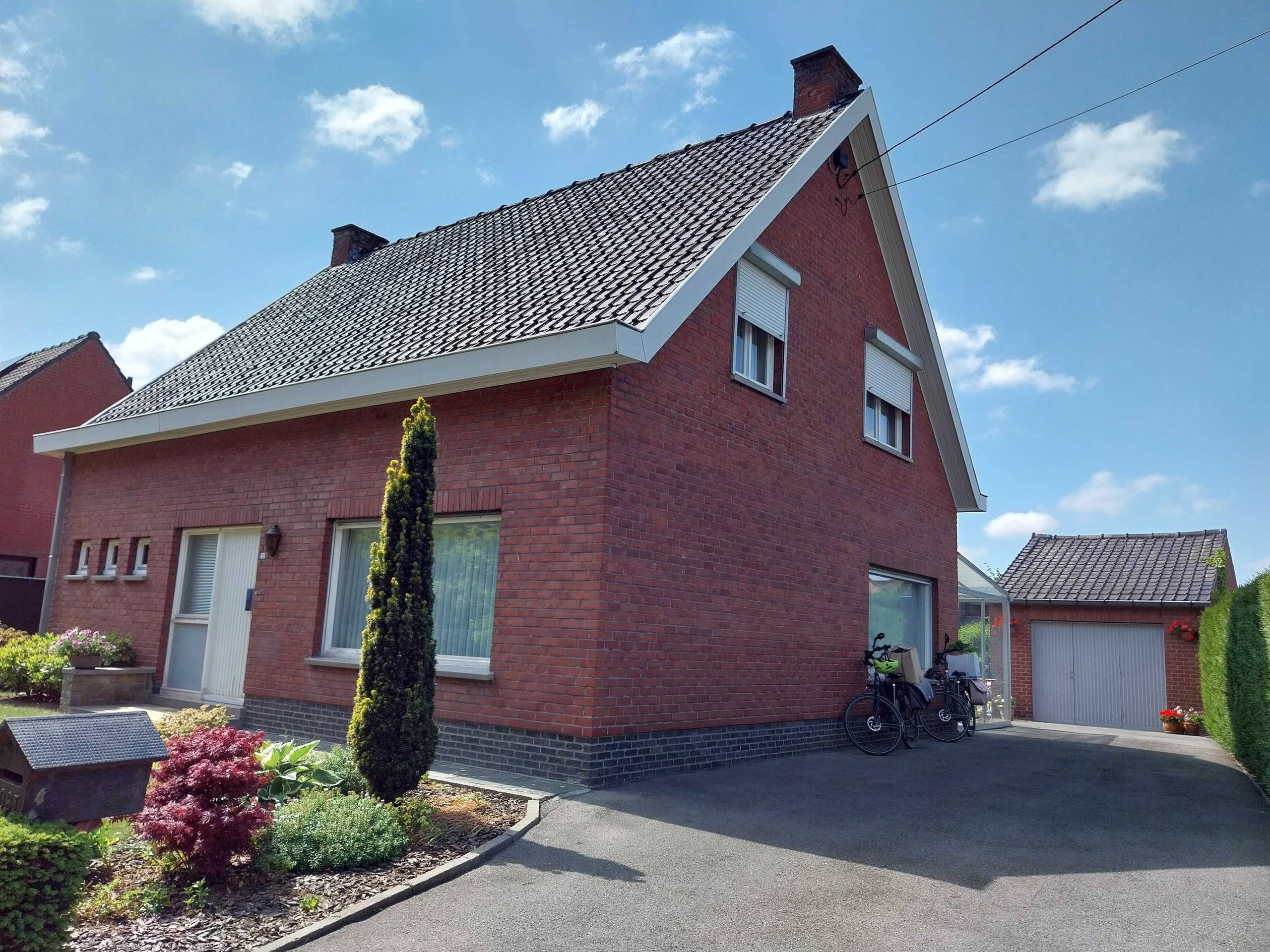 Huis te koop in Ooigem met 4 slaapkamers - foto 4