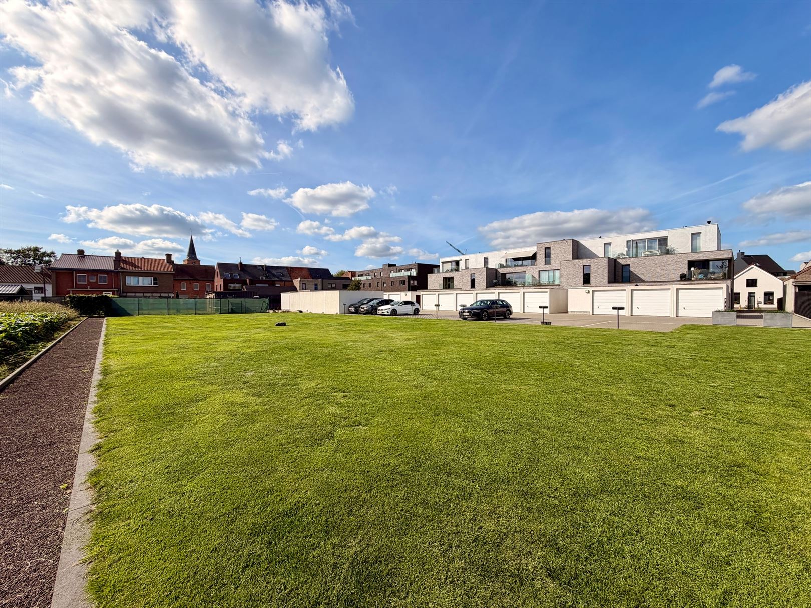 Recent gelijkvloers appartement met tuin in het gehucht Temse-Velle - foto 4