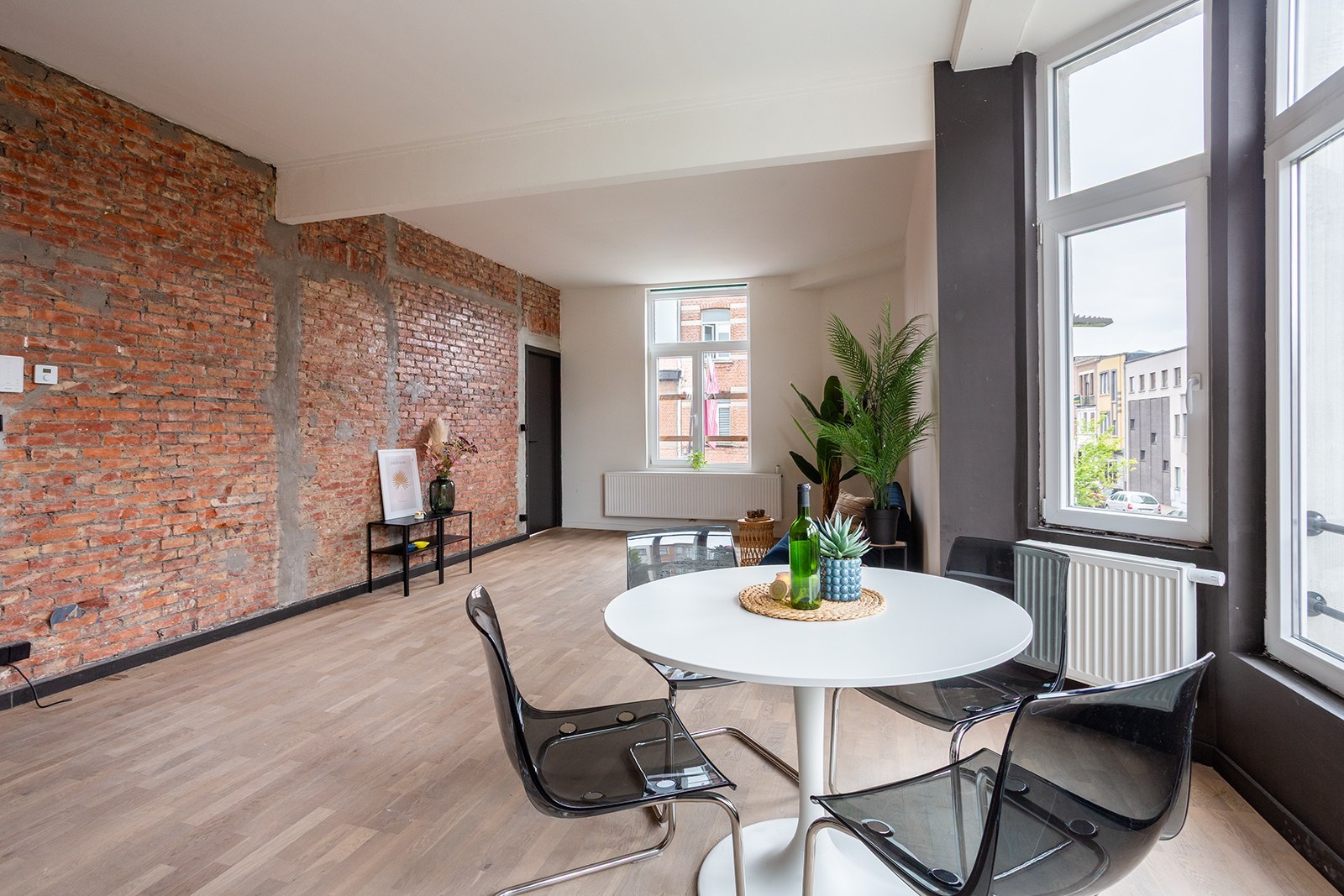 Lichtrijk hoek appartement met karakter! - foto 4