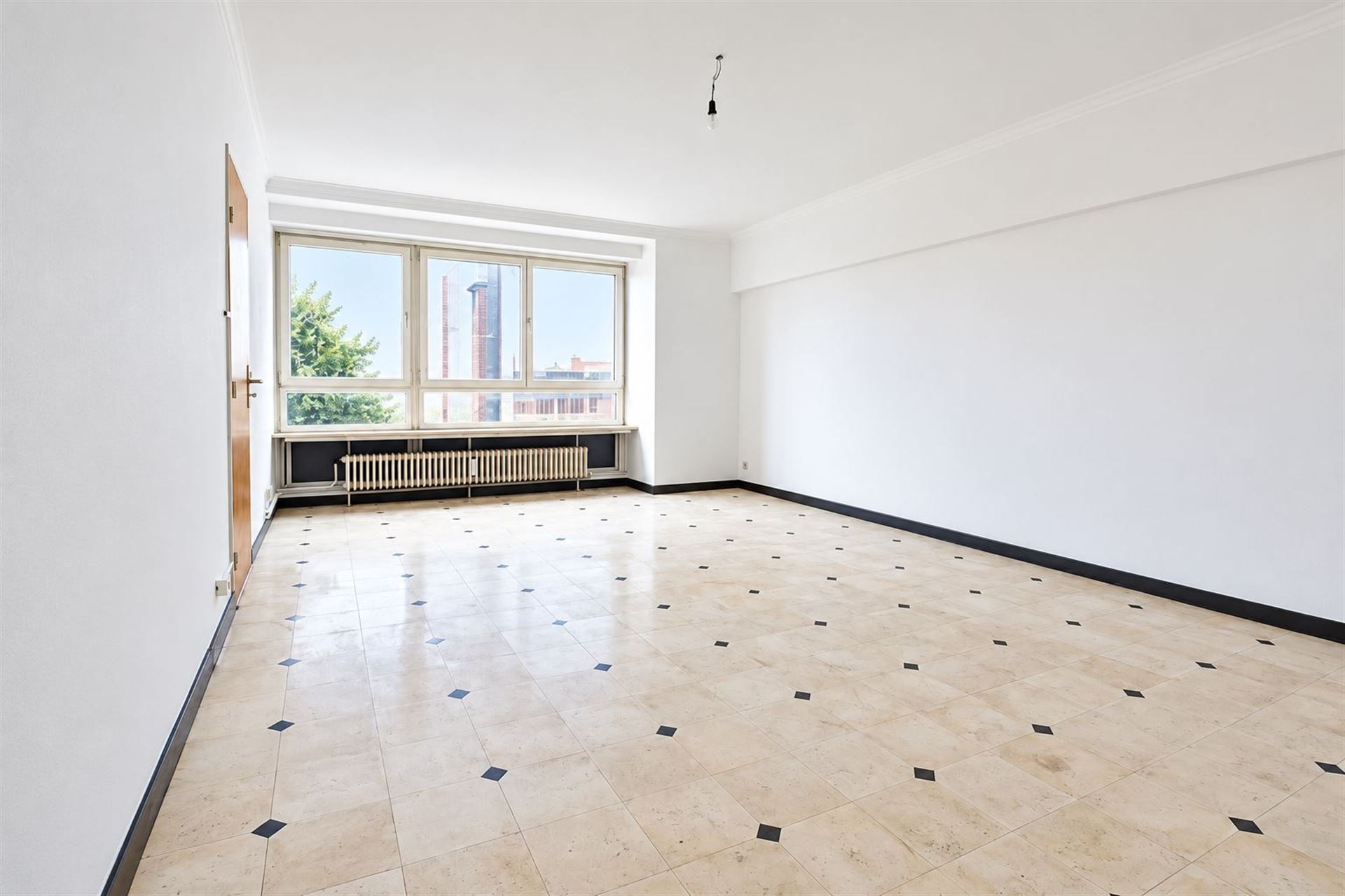 Appartement te koop in Charleroi