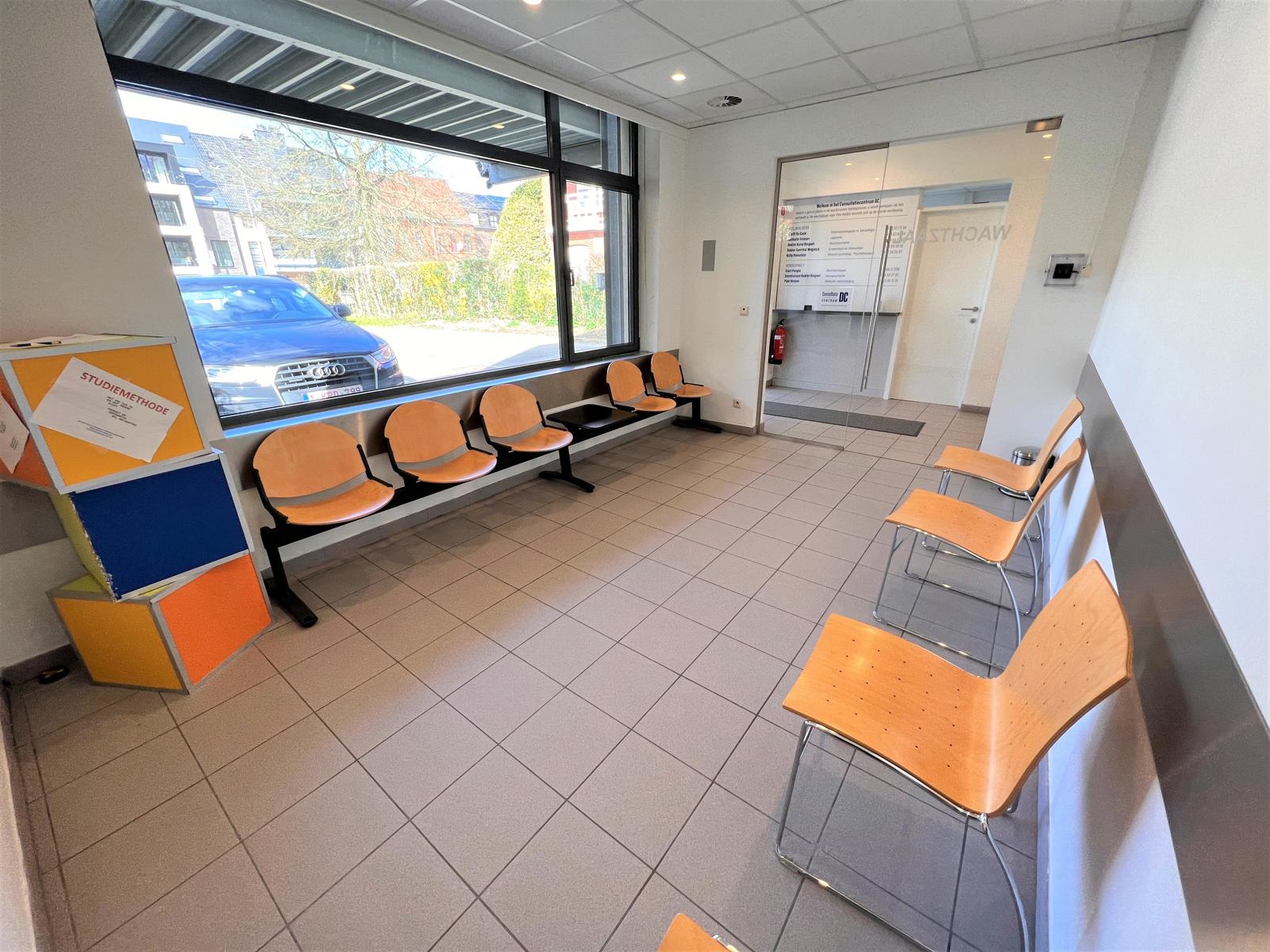 Praktijk-/ kantoorruimte in consultatiecentrum op toplocatie - foto 4