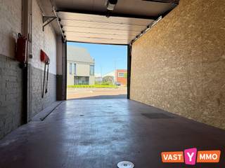 Op zoek naar een makkelijk bereikbare opslagruimte in het centrum van Wuustwezel? Deze praktische opslagruimte (280m²) biedt een uitstekende...
