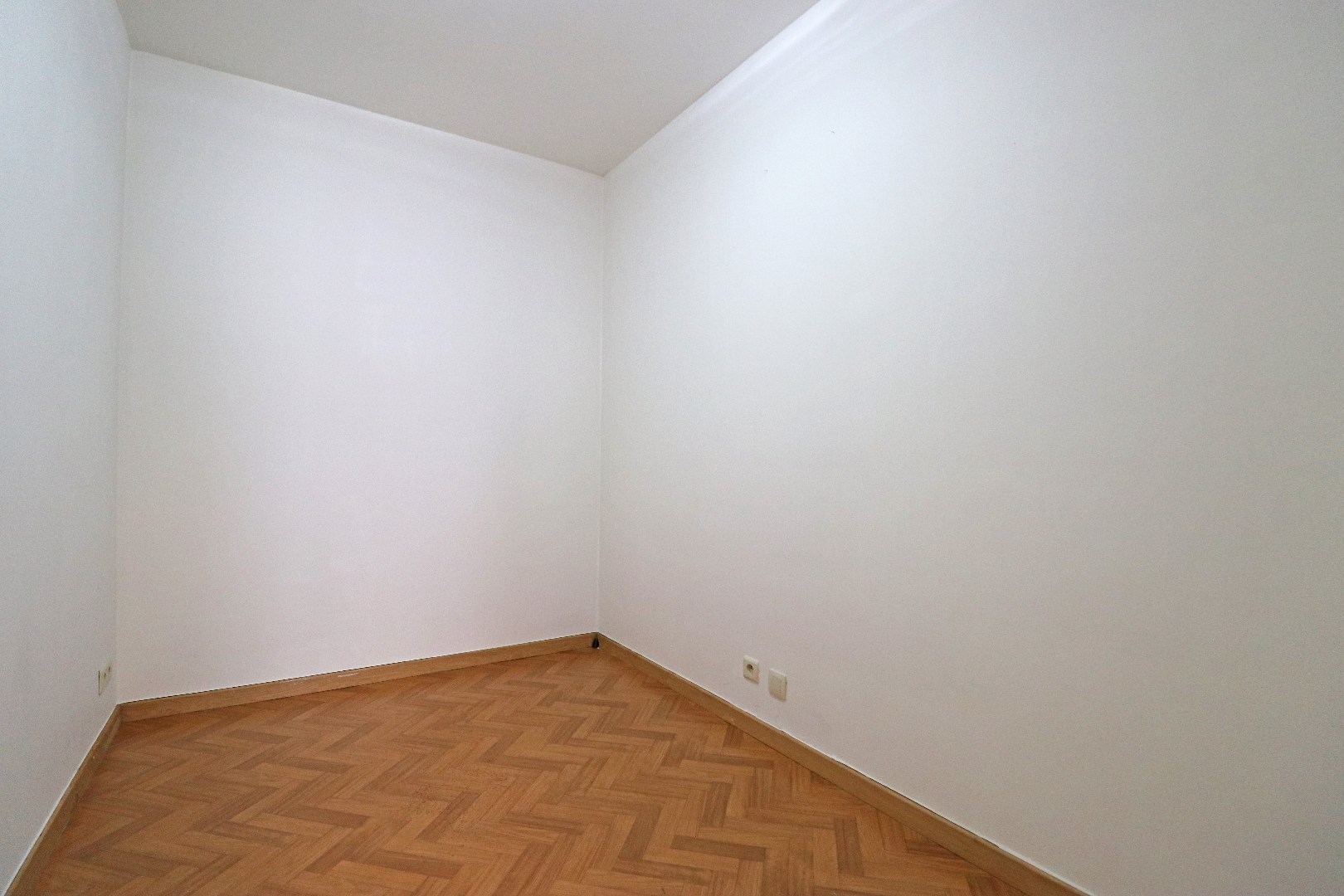Gelijkvloers appartement met carport - foto 5