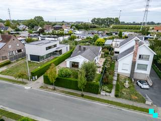 Welkom in de Baliestraat, een charmante en rustige woonwijk nabij het centrum. Op deze mooie locatie bevindt zich deze goed onderhouden...